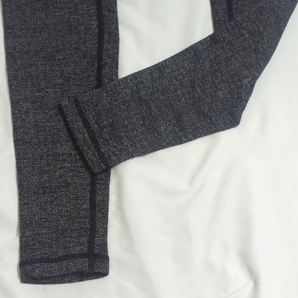 Lululemon Wunder Under Low-Rise Tight *28", Color Heathered Herringbone Size 6 - Picture 11 of 16